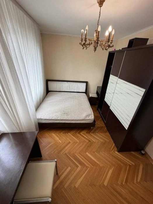 3-room apartment for sale, Lesi Ukrainky Boulevard, 9 V
