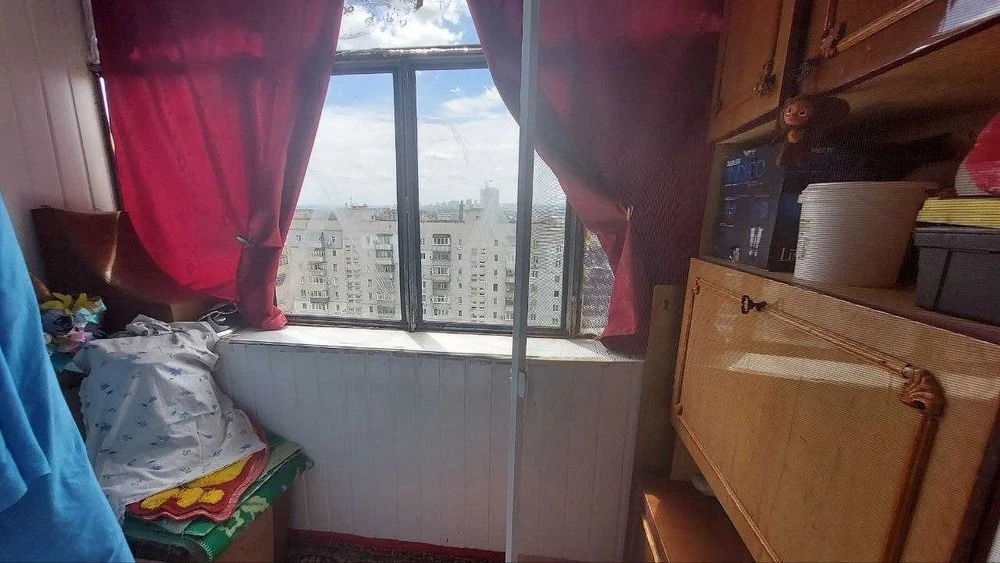 Продам 3к квартиру в КИРПИЧНОМ дом, Слобожанский, ВАУЧЕР, 47