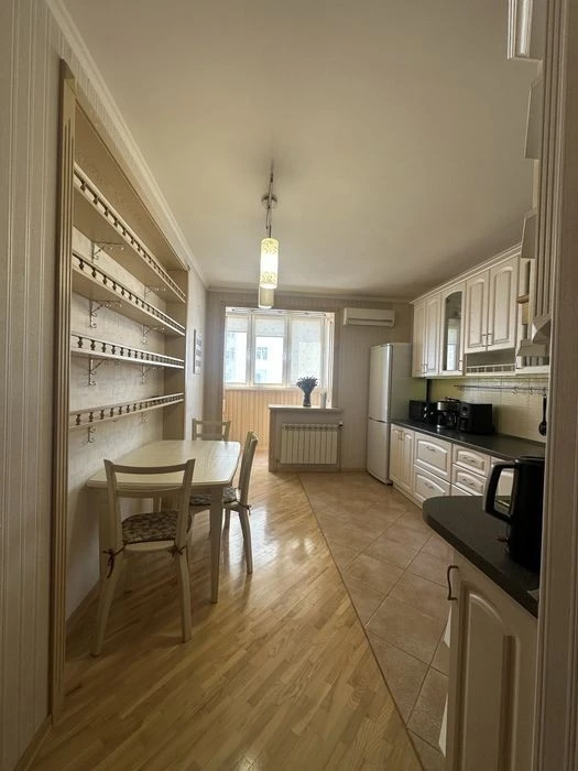 Sale without % euro 2k apartment O. Pchilky 5, State programs