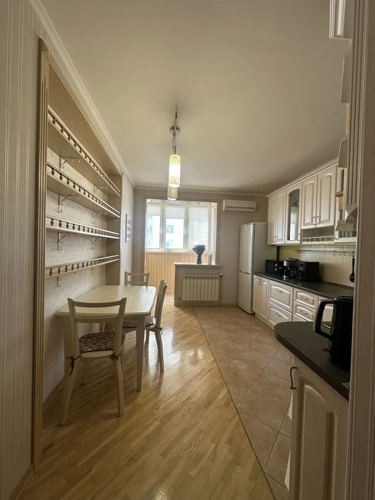 Sale without % euro 2k apartment O. Pchilky 5, State programs