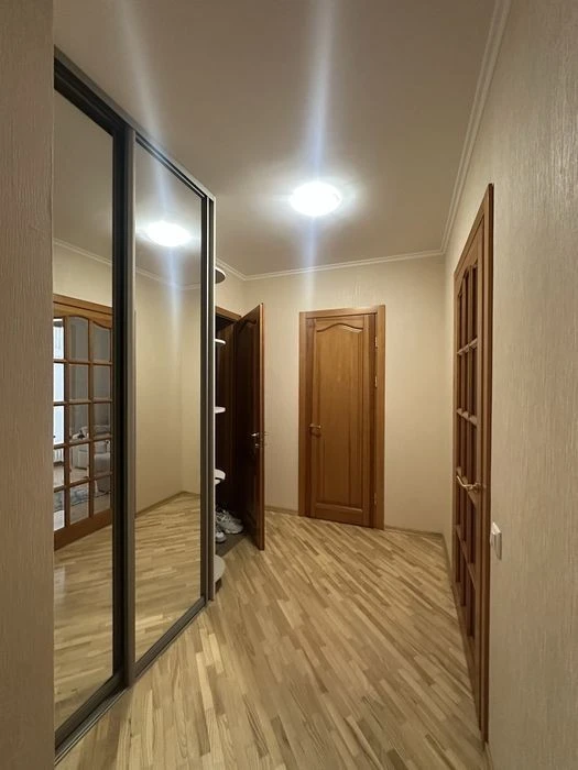 Sale without % euro 2k apartment O. Pchilky 5, State programs