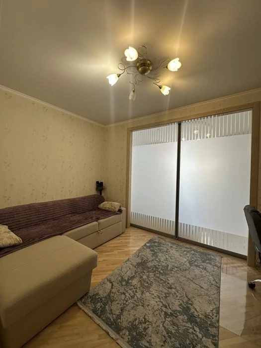 Sale without % euro 2k apartment O. Pchilky 5, State programs
