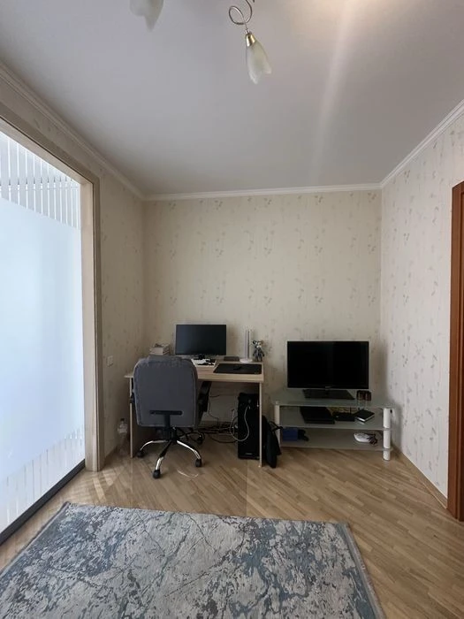 Sale without % euro 2k apartment O. Pchilky 5, State programs