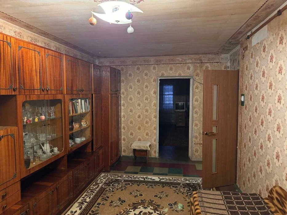 Продам 3-комнатную квартиру Захарченко дом 14