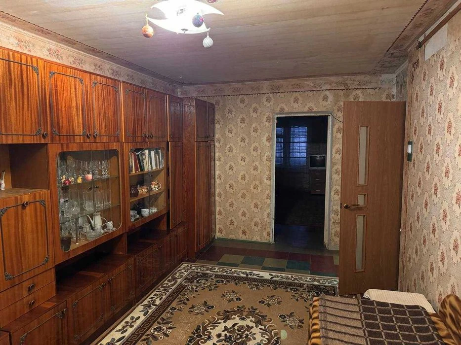 Продам 3-комнатную квартиру Захарченко дом 14