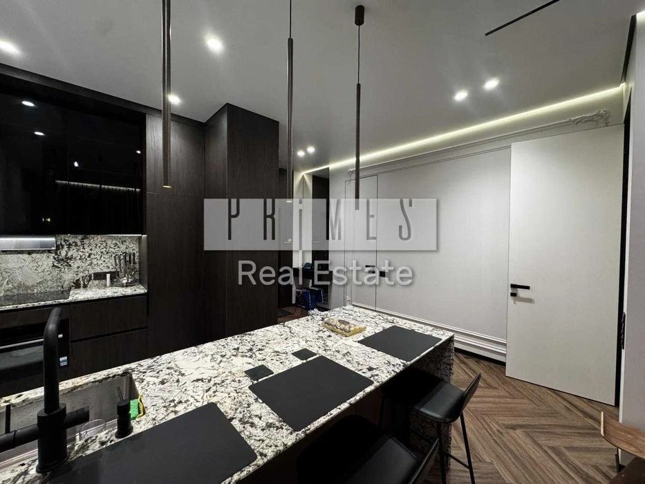 1-room apartment for sale, Manhattan City residential complex, 11 Beresteyskyi Lane