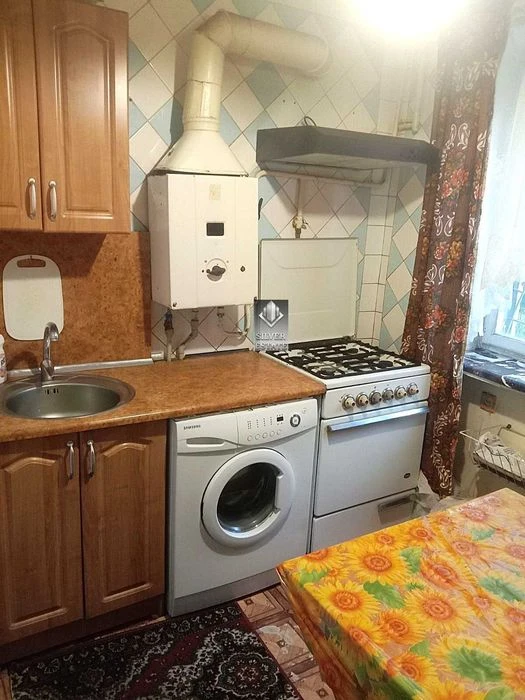 Продаж 2-кімнатної квартири роздільного планування, Шевченкі