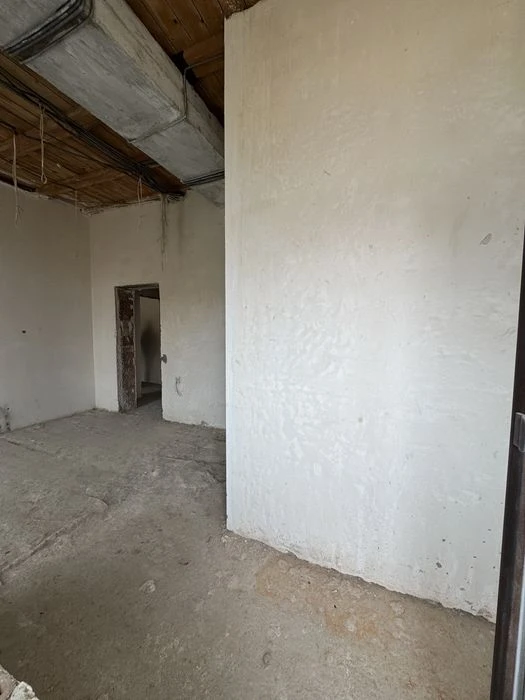 House for rent, 10 Fountain OASIS 414m2 — 7.8 acres of land WITHOUT r