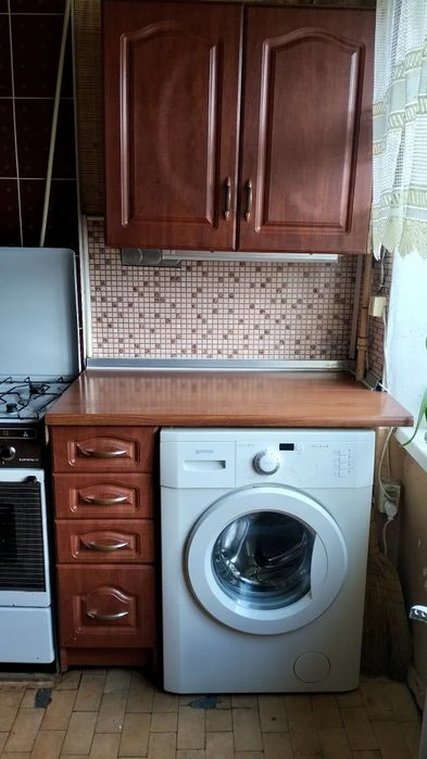 Продаж кімнати від власниці Краснова 9А