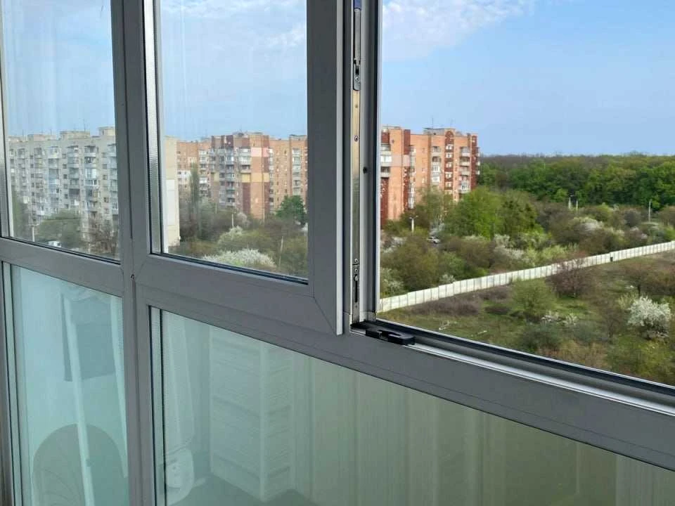 Apartment. Kharkiv, Academician Kurchatov Avenue.