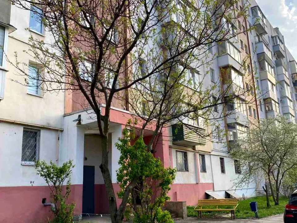Apartment. Kharkiv, Academician Kurchatov Avenue.
