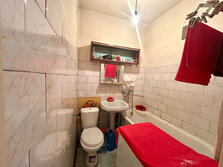 Two-room house in Odessa in Kotovskogo village