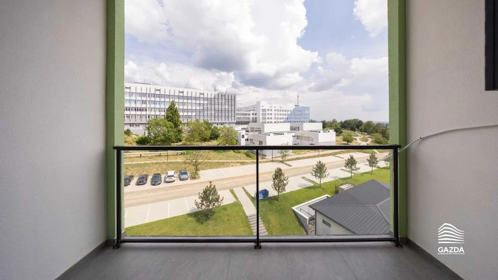 2-кімнатна квартира 75,6 м² з ремонтом  ЖК GRAND HILLS  БАМ