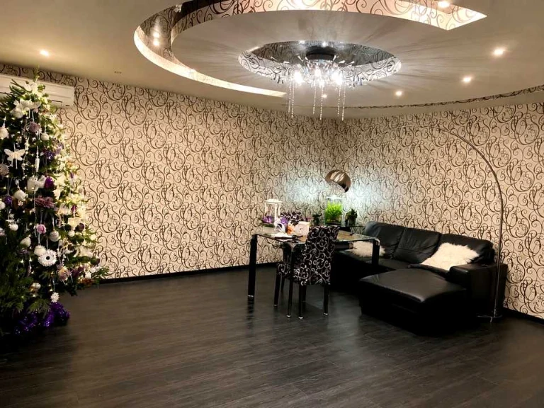 Apartment. Kharkiv, 23 Serpnya St.