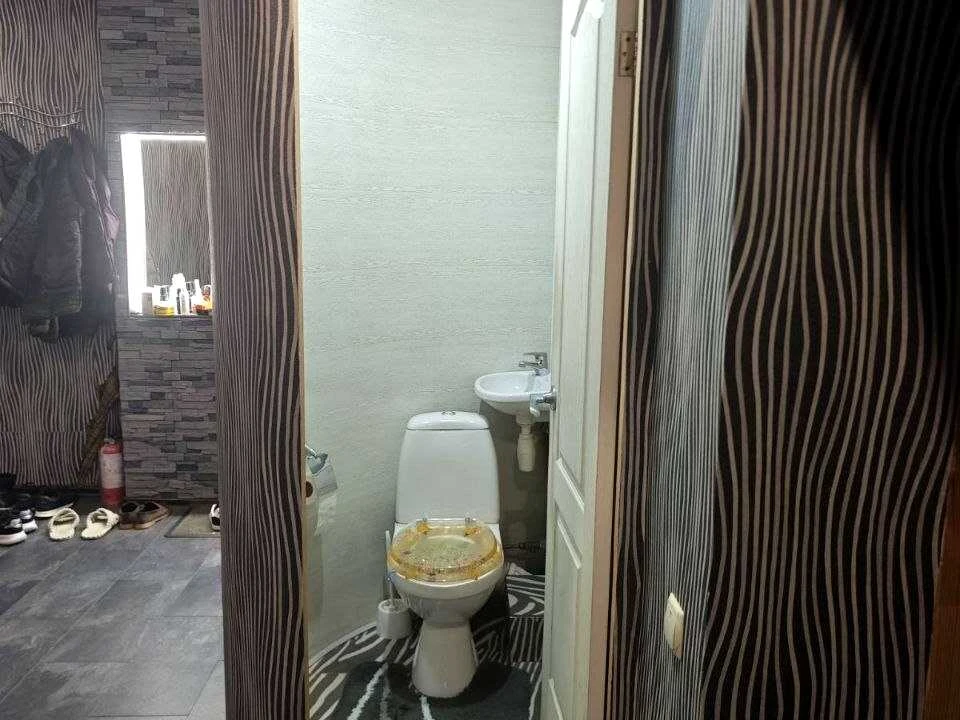 Apartment. Kharkiv, 23 Serpnya St.
