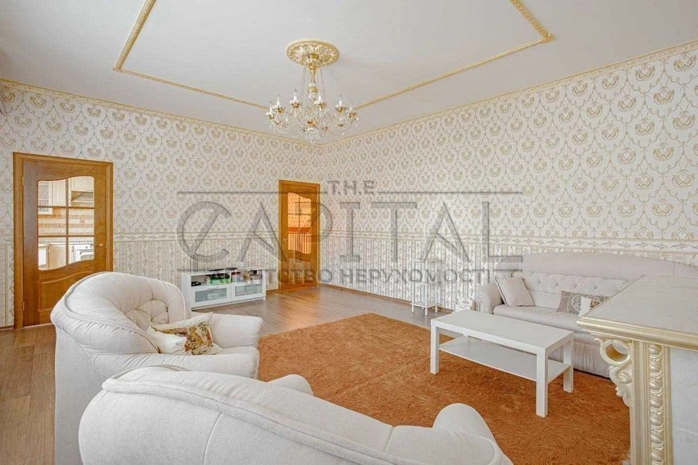 For sale / Apartment / 146 m2 / Shevchenkivskyi district / Chor st.