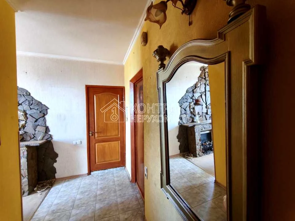 Apartment. Kharkiv, Nauky Ave. (Lenina)