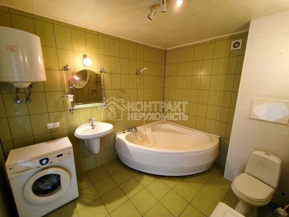 Apartment. Kharkiv, Nauky Ave. (Lenina)