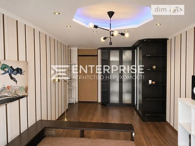 Sale of 1-room apartment 36 sq. m. on Panteleimon Kulisha Street 11 •