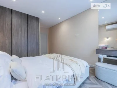 Sale of 2-room apartment 61 sq. m. on Mykhaylo Maksimovicha st. 24 •