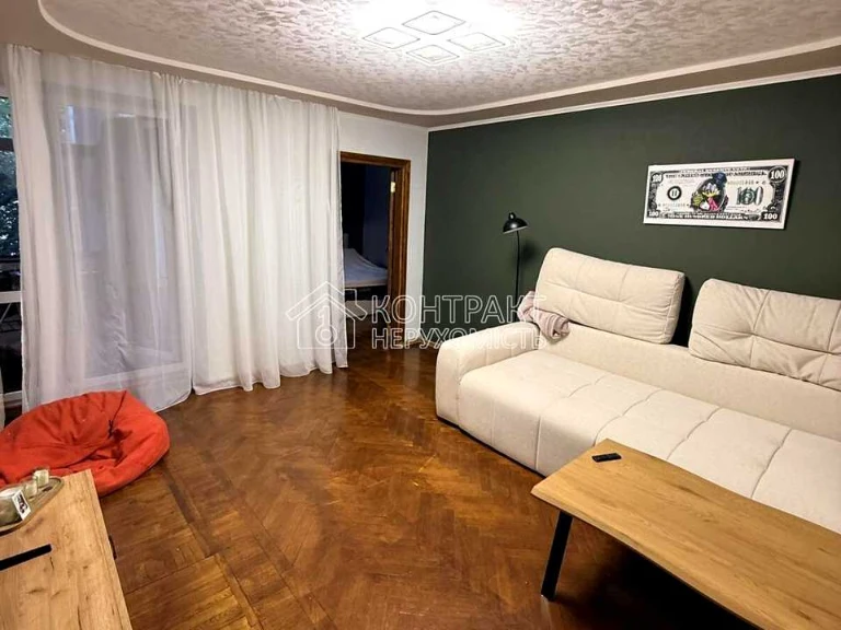 Apartment. Kharkiv, Bayrona Avenue.