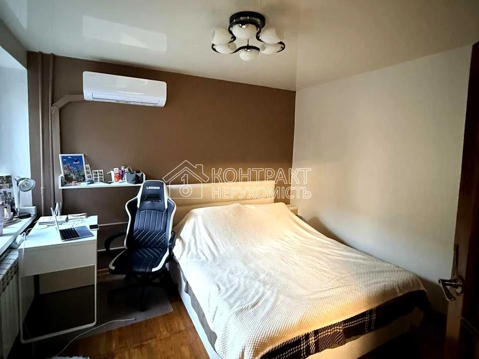 Apartment. Kharkiv, Bayrona Avenue.