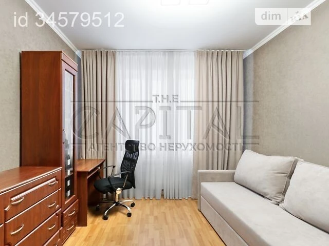 Sale of 3-room apartment 112.5 sq. m on Dniprovska embankment 19V • ID