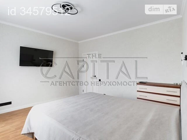 Sale of 3-room apartment 112.5 sq. m on Dniprovska embankment 19V • ID