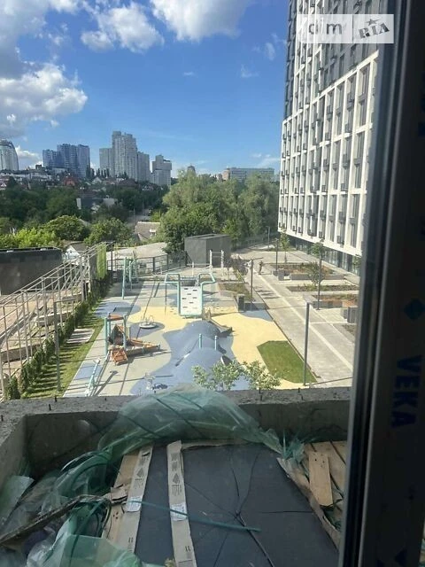 Sale of 3-room apartment 101.4 sq. m on Zaliznychne highway 45A, apt. 1