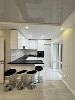 For sale 2-room apartment Vyshenka with a terrace, renovated, Zelena Street