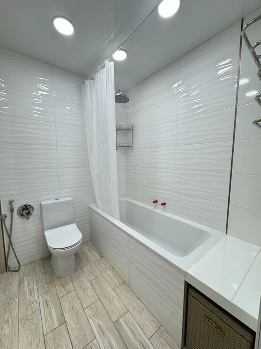 For sale 2-room apartment Vyshenka with a terrace, renovated, Zelena Street