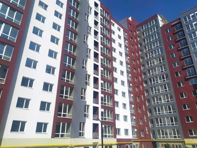 Найдешевша квартира ЖК Княгинин 45м² велика кухня