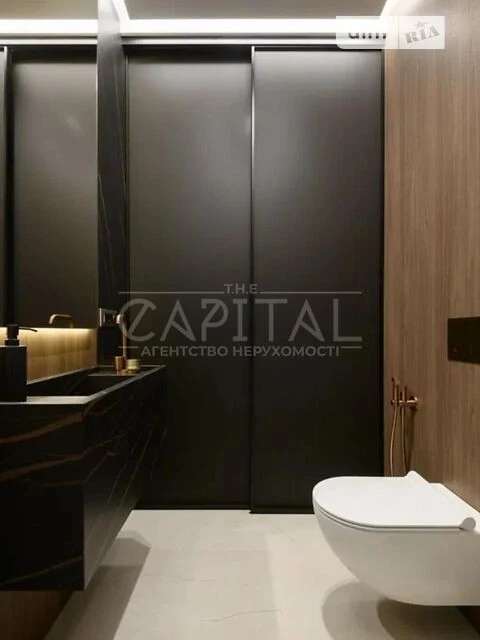 Sale of 2-room apartment 90 sq. m. on Andriy Verkhoglyada St. 1-20A