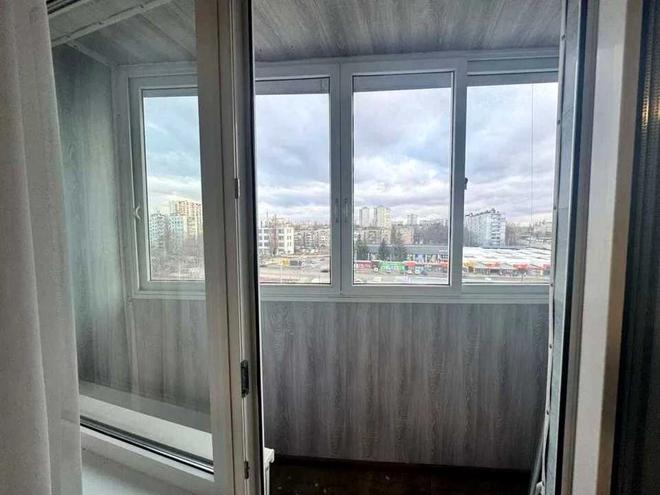 Apartment. Kharkiv, Yubileiny Ave. ()