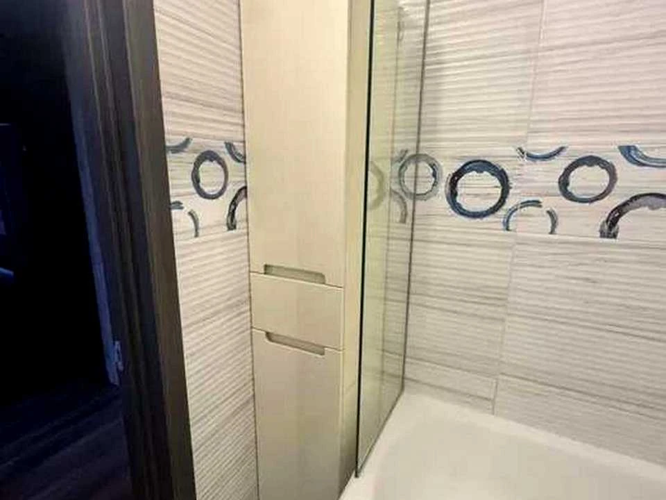 Apartment. Kharkiv, Yubileiny Ave. ()