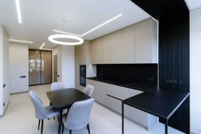 * Without % Stylish 3-room apartment on Kadetskyi Hay Street,