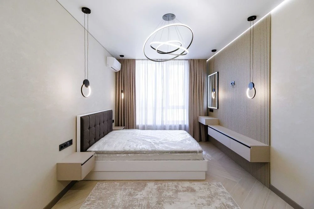 * Without % Stylish 3-room apartment on Kadetskyi Hay Street,