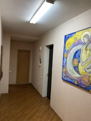 Продам отличную  2х ком. Ж/м Красный Камень!