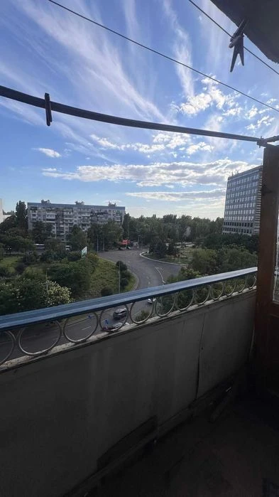 Двухкомнатная квартира в районе площади Деревянко, высотка