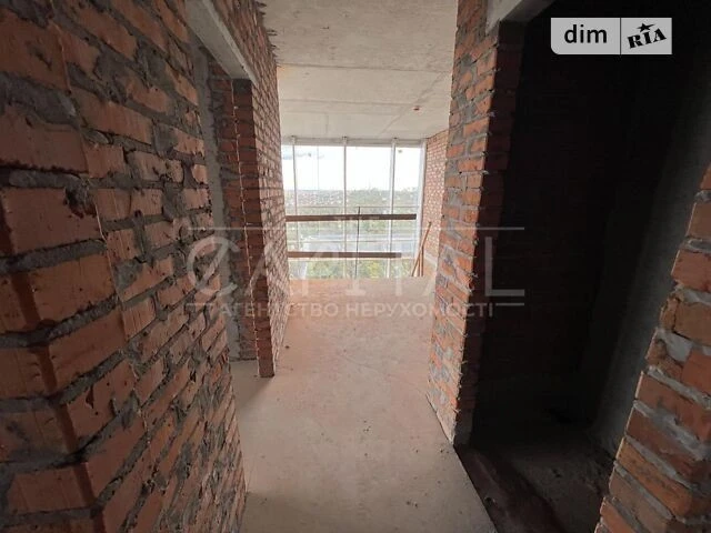 For sale 4-room apartment 137 sq. m. on Vasylivska Street 1 • ID 3468