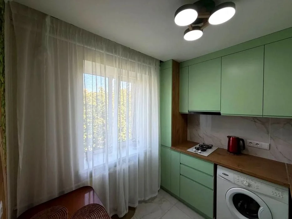 Продаж 1 кім. квартири Берестейська 10хв Шалімова 7А Відрадн