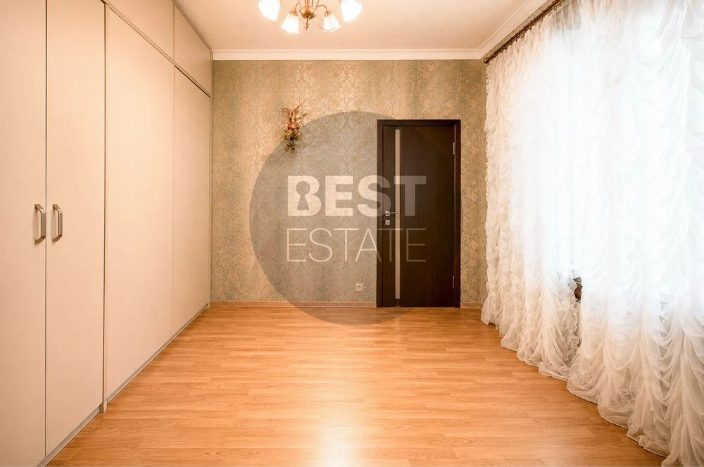 For sale, 2-room apartment, Center, Dynamivska St., 2