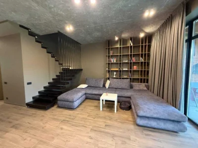 No commission! New house with renovation! Art house! 16th century Bolshoi