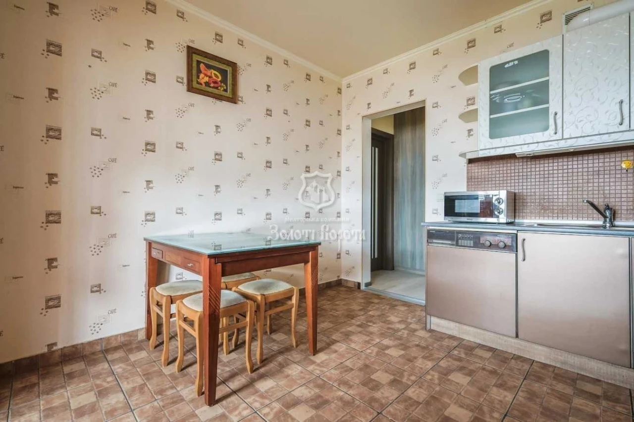 Sale of 1-room apartment 45 m², Revutskogo str., 42A