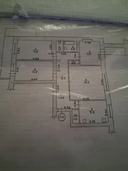Продам 4-ну квартиру в центрі міста