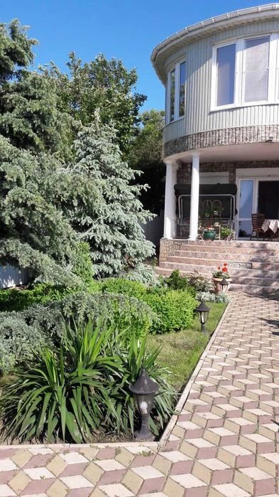 House Zeleny Mys for sale