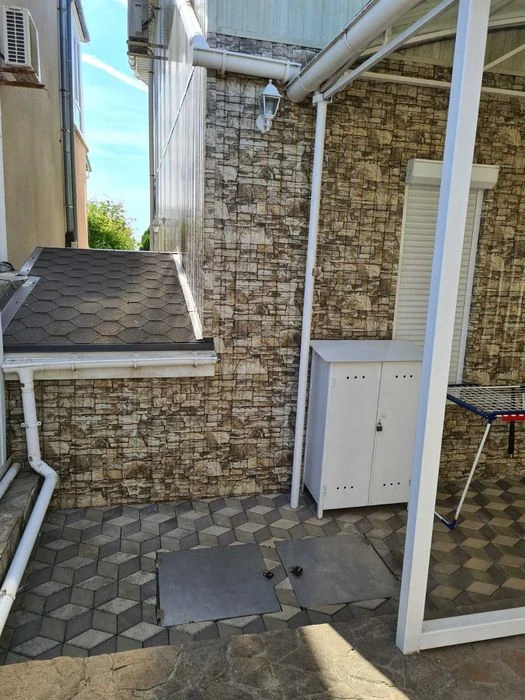 House Zeleny Mys for sale