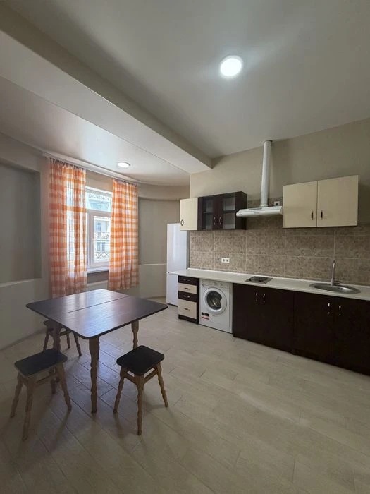 ‼️I will sell a small-apartment house with 6 apartments| Vanguard ‼️