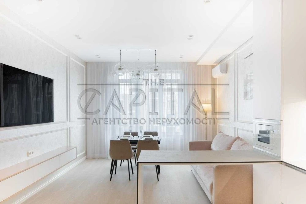Apartment for sale Saperene Pole Residential Complex Bulvar Fantaniv Pechersk L