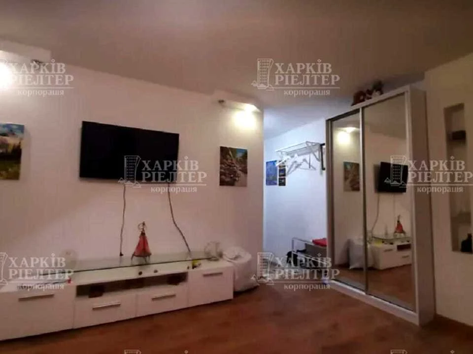 Apartment. Kharkiv, 23 Serpnya St.